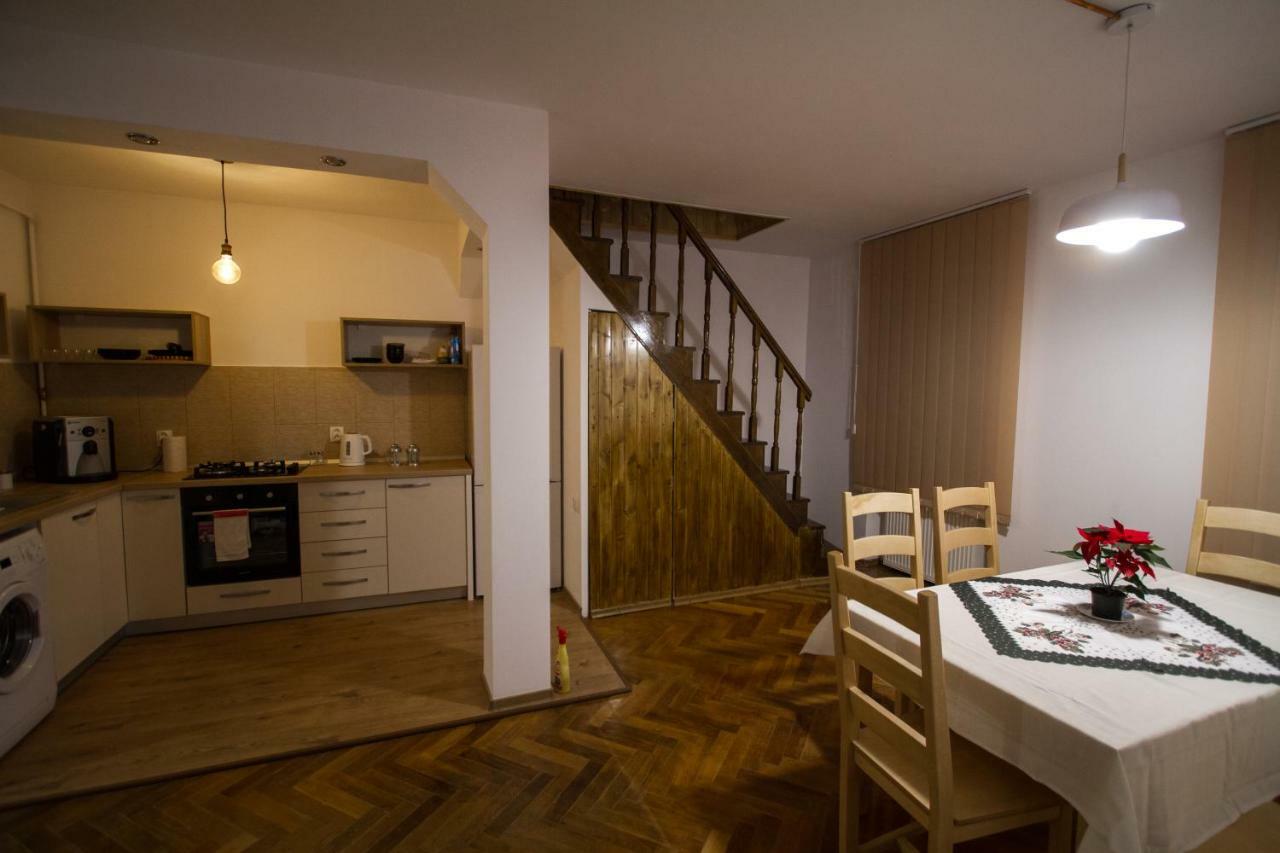 Pe Tocile Apartment Braşov Eksteriør billede