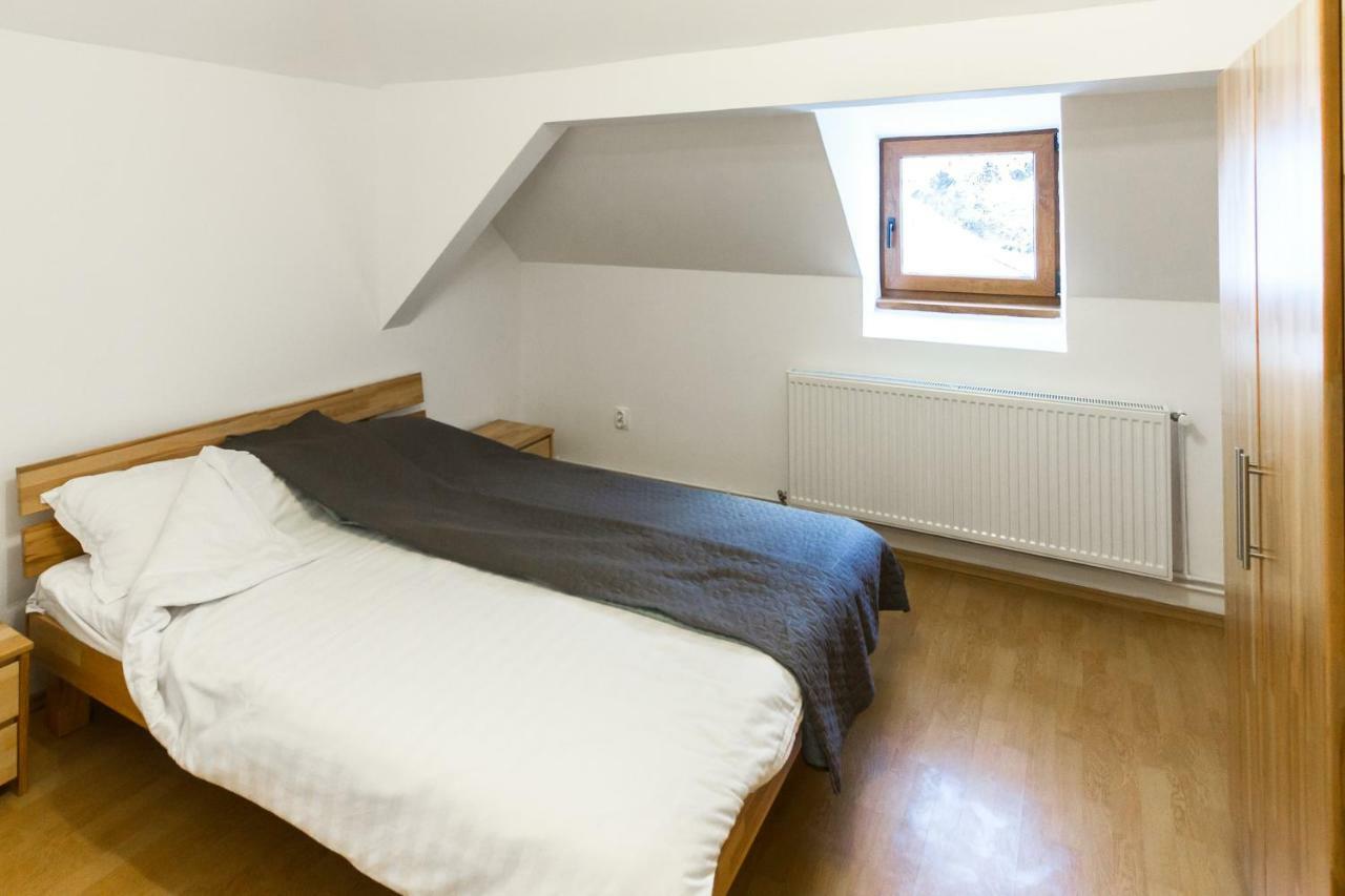 Pe Tocile Apartment Braşov Eksteriør billede